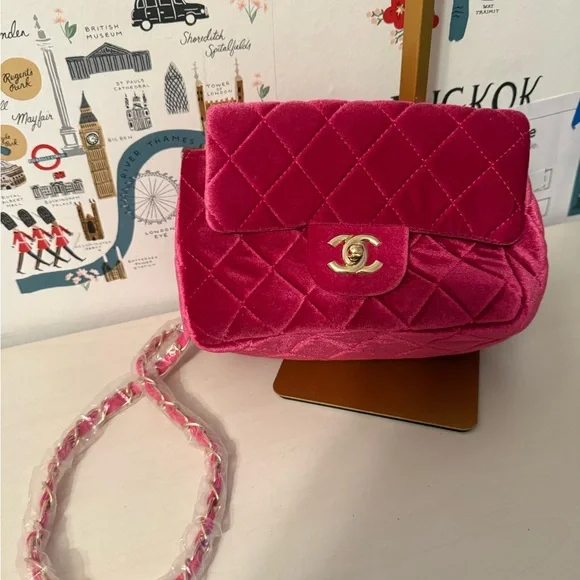 Pink velvet nwt quilted bag purse - Picture 2 of 10